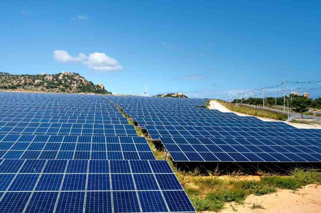 Solar Energy: Future of Clean & Sustainable Power